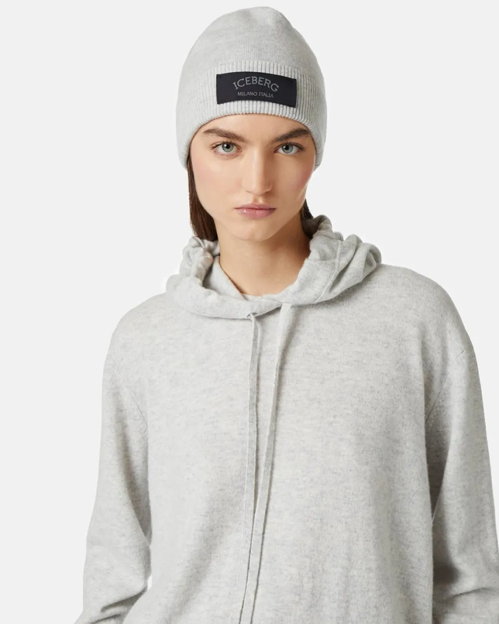 Women Iceberg Beanie In Cashmere Wool Blend