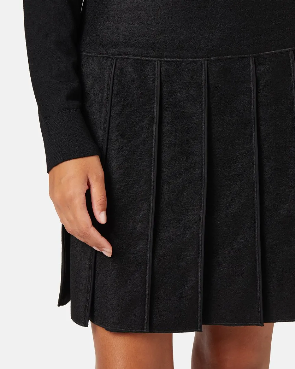 Women Iceberg Pleated Skirt In Technical Cloth
