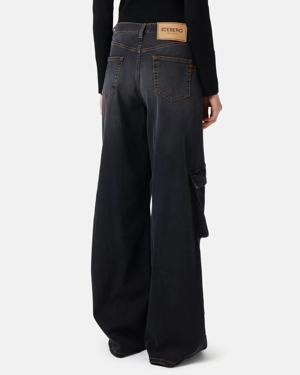 Women Iceberg 5 Pocket Trousers In Black Denim