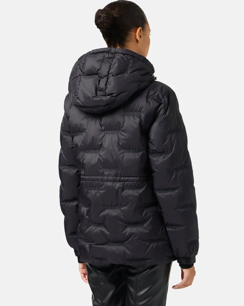 Women Iceberg Short Down Jacket With Hood