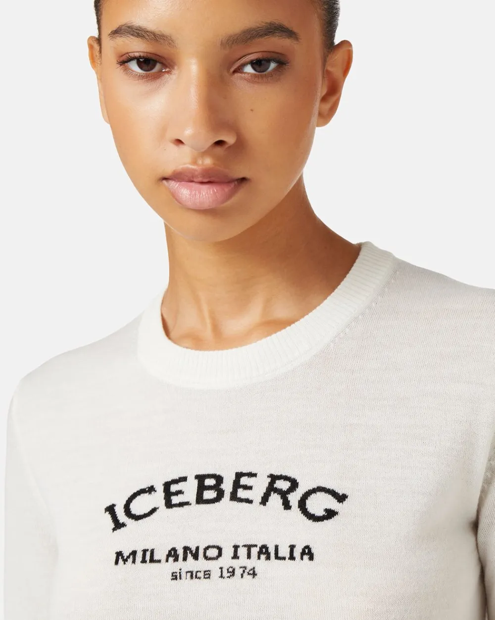 Women Iceberg Small Crewneck Wool Sweater